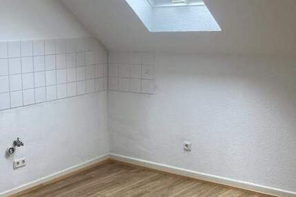 Wohnung Saarbrücken Scheidt - 3 Zimmer, 97 m&sup2;, 685&euro; | Angebot:23882833