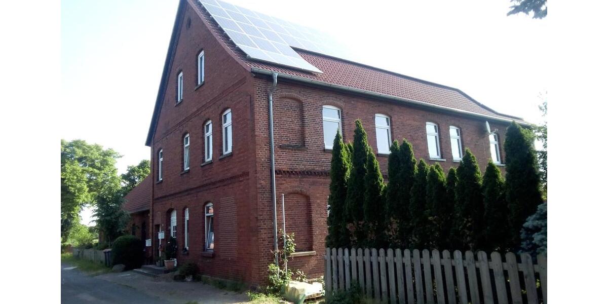 Erdgeschoßwohnung Wedemark - 5 Zimmer, 160 m&sup2;, 990&euro; | Angebot:26633446