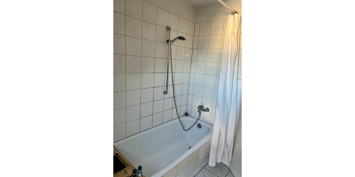 Dachgeschoßwohnung Köln Kalk - 1 Zimmer, 57 m&sup2;, 980&euro; | Angebot:25217908