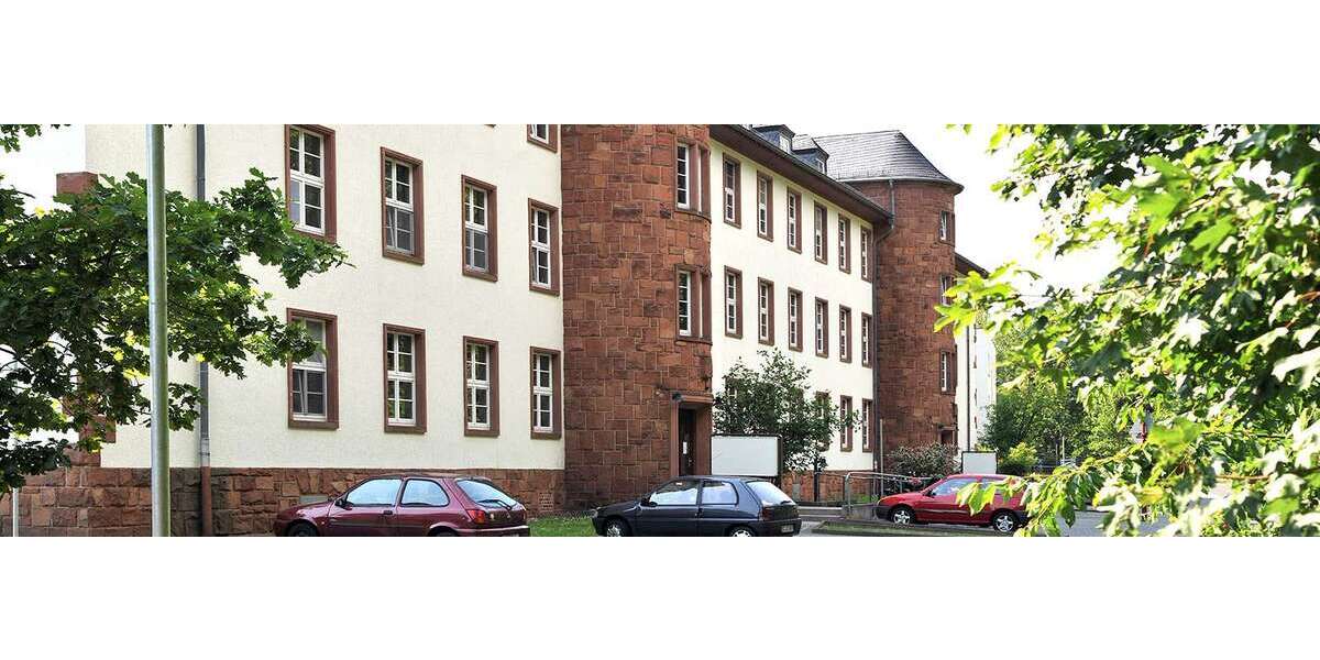 Etagenwohnung Marburg - 1 Zimmer, 16 m&sup2;, 240&euro; | Angebot:16269477
