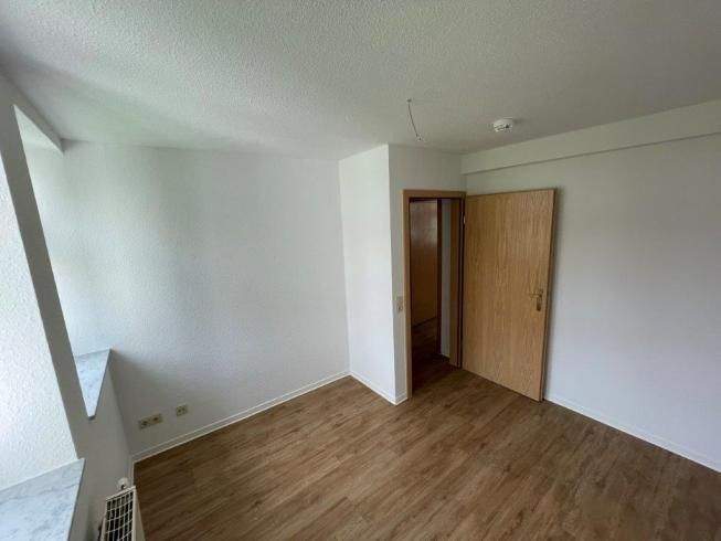 Etagenwohnung Oschersleben Oschersleben - 3 Zimmer, 76 m&sup2;, 482&euro; | Angebot:25899806