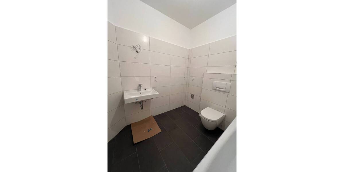 Zimmer Halle (Saale) Lutherplatz - 3 Zimmer, 72 m&sup2;, 825&euro; | Angebot:26015095