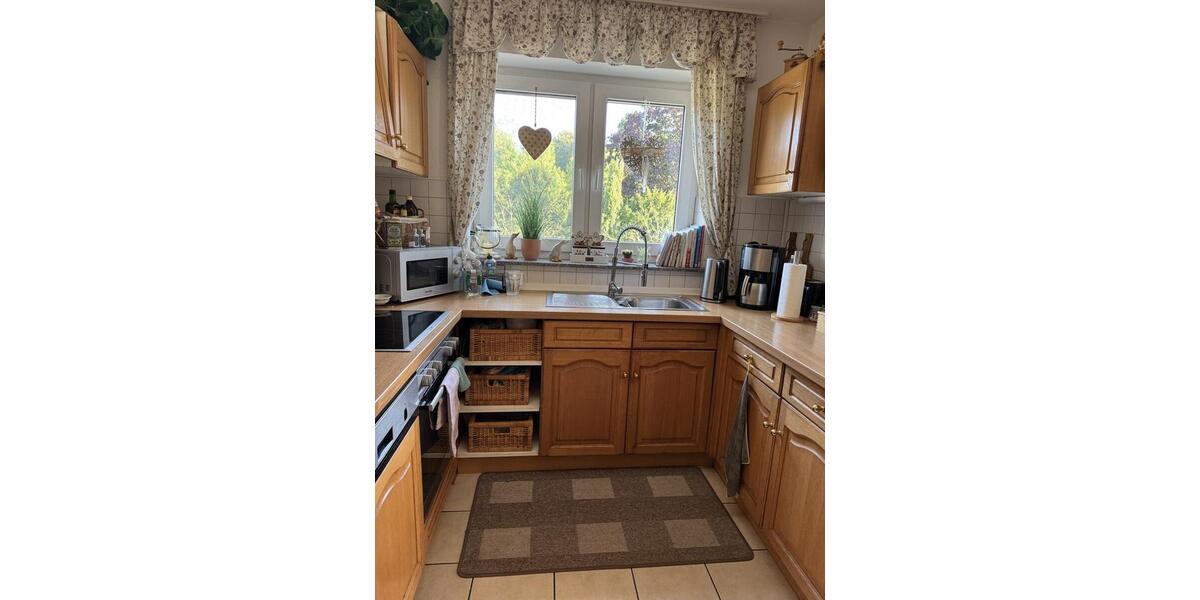 Obergeschosswohnung mit Balkon zu vermieten! 3 zimmer