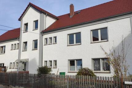 Wohnung Frohburg - 4 Zimmer, 75 m&sup2;, 500&euro; | Angebot:24490814