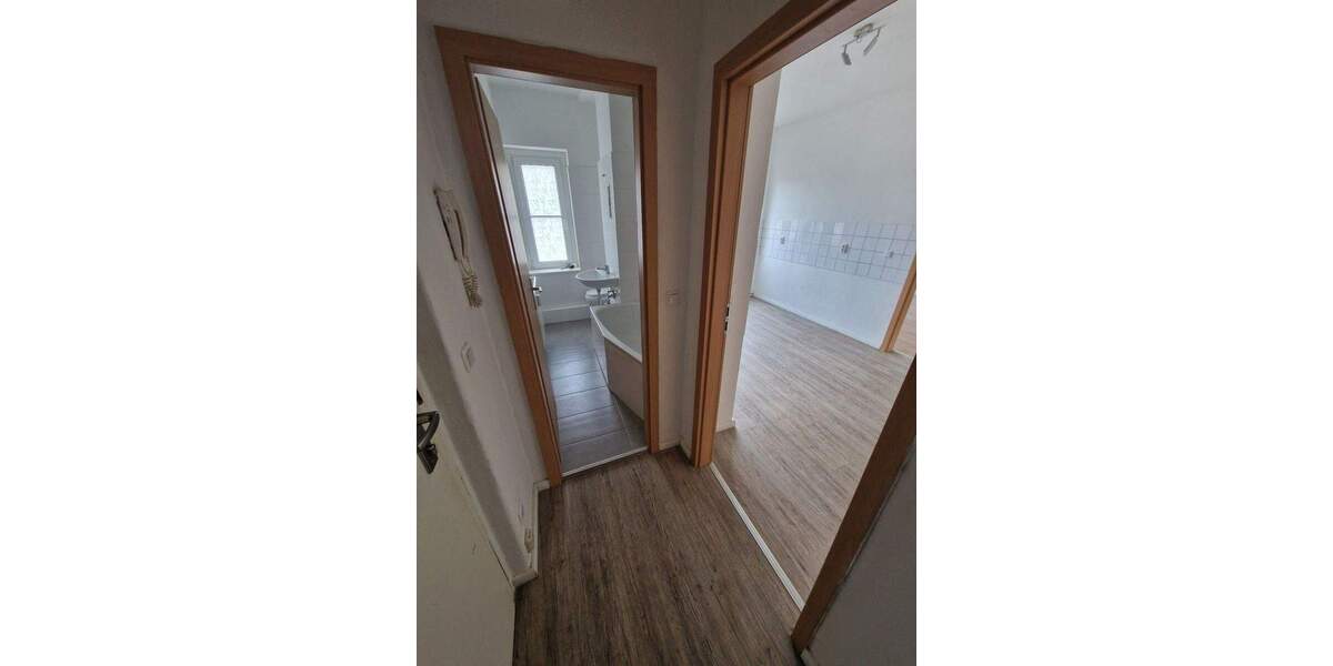 Etagenwohnung Magdeburg Cracau - 2 Zimmer, 43 m&sup2;, 309&euro; | Angebot:25800123