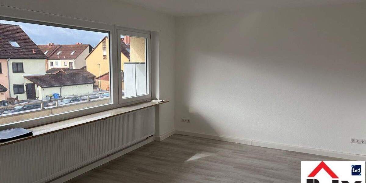 Gewerbeobjekt Nürnberg Schniegling - 3 Zimmer, 69 m&sup2;, 700&euro; | Angebot:25695773