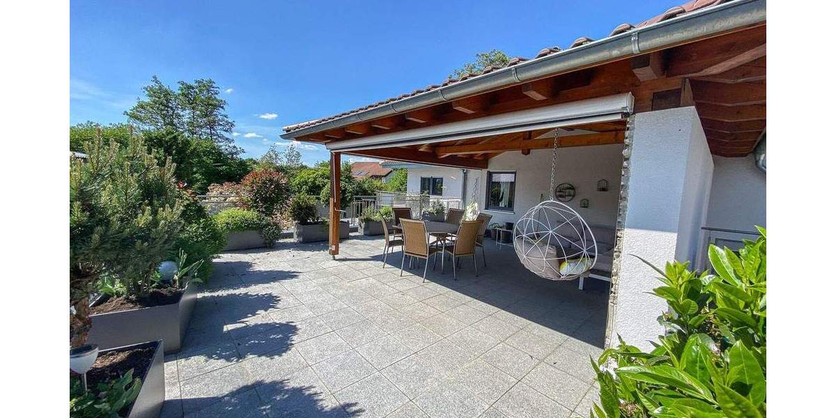 Einfamilienhaus Tettnang - 8 Zimmer, 270 m&sup2;, 2.900&euro; | Angebot:25726019