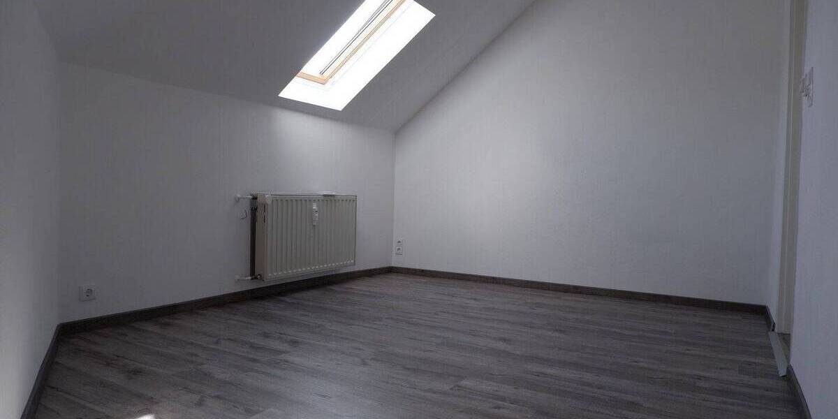 Etagenwohnung Wilkau-Haßlau Haßlau - 4 Zimmer, 105 m&sup2;, 830&euro; | Angebot:25897497