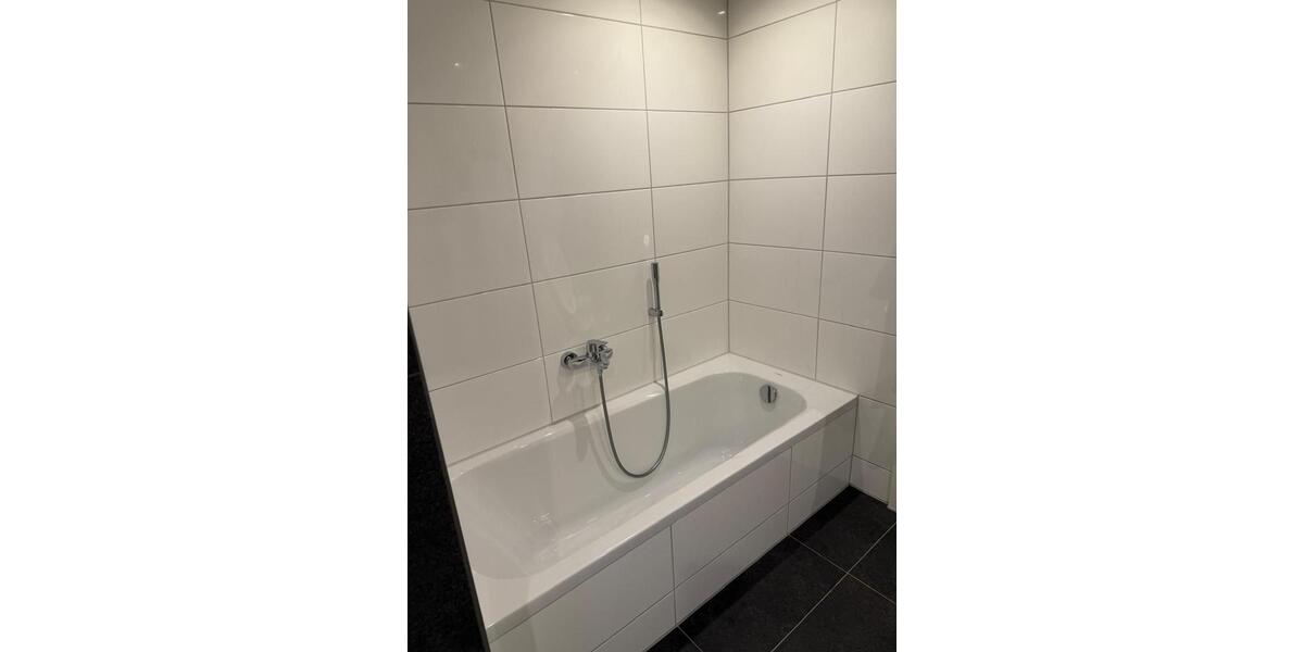 3,5 Zimmer Wohnung mit 95qm Wohnfläche u. Garten 3.5 zimmer