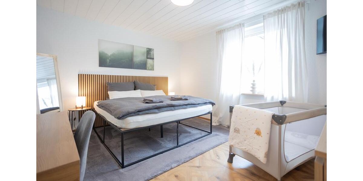 Wohnen auf Zeit Bad Lippspringe - 2 Zimmer, 60 m&sup2;, 1.391&euro; | Angebot:25252824