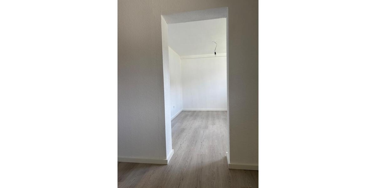 Erdgeschoßwohnung Betzdorf - 2 Zimmer, 45 m&sup2;, 350&euro; | Angebot:25964273
