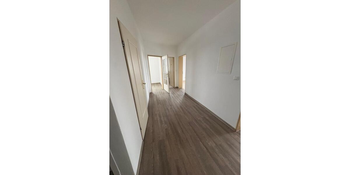 Etagenwohnung Marktredwitz - 3 Zimmer, 94 m&sup2;, 600&euro; | Angebot:24752276