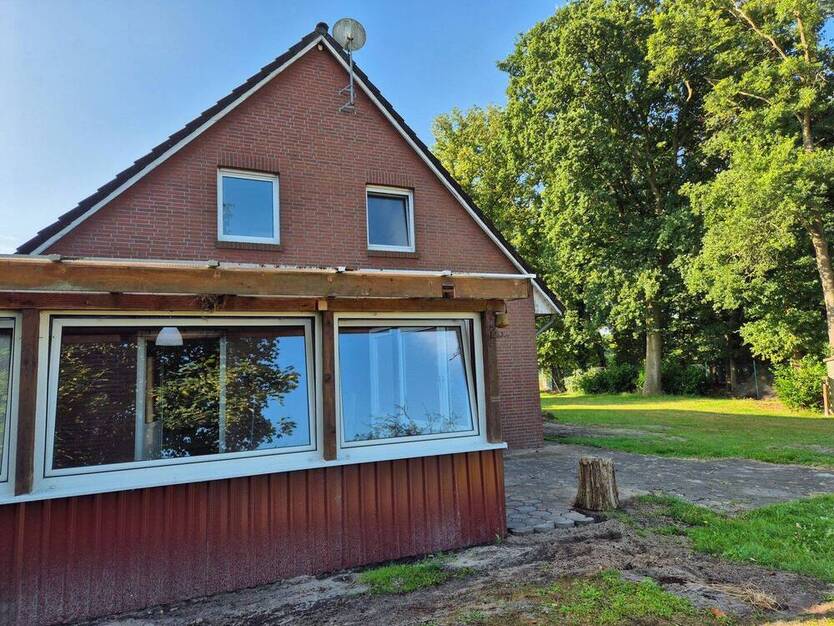 Attraktives Einfamilienhaus in ruhiger Lage mit großem Garten