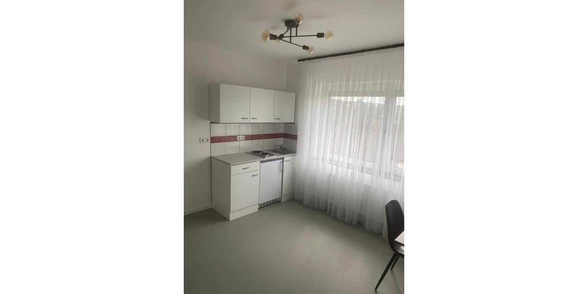 Etagenwohnung Backnang - 1 Zimmer, 28 m&sup2;, 650&euro; | Angebot:26522087