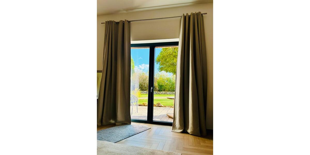 Wohnen auf Zeit Gnoien - 1 Zimmer, 80 m&sup2;, 1.200&euro; | Angebot:26421396