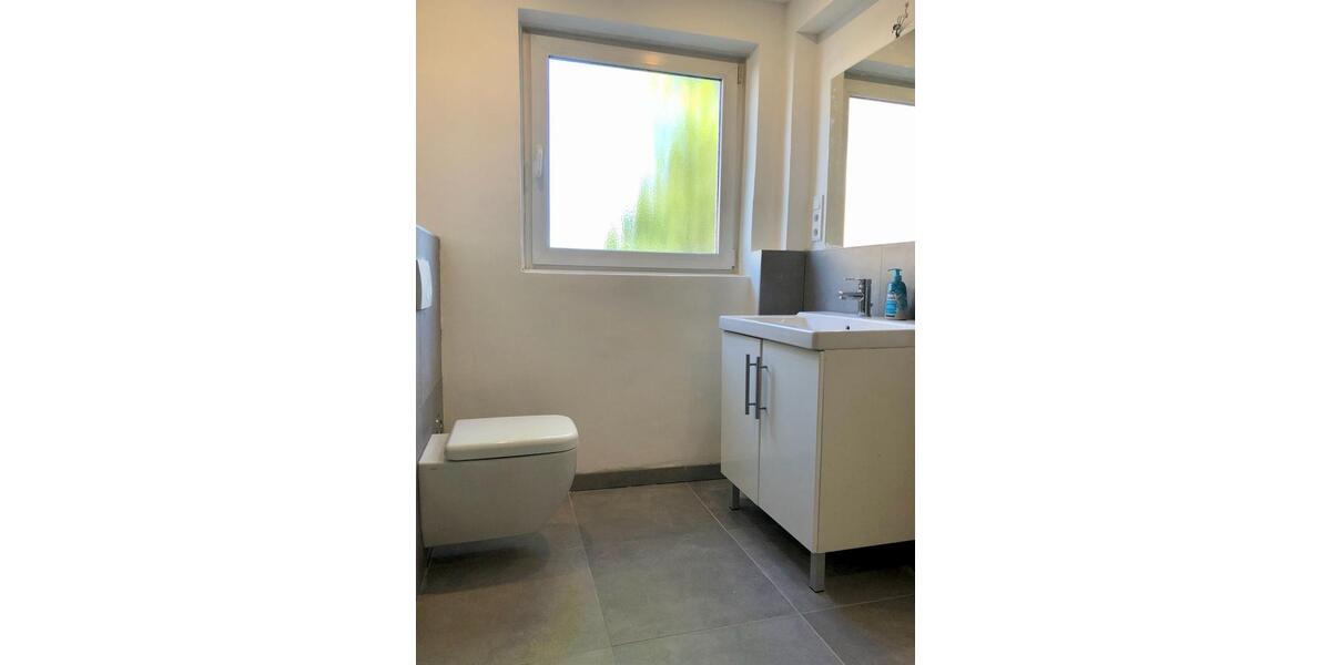 Etagenwohnung Mönchengladbach - 3 Zimmer, 90 m&sup2;, 900&euro; | Angebot:26423169