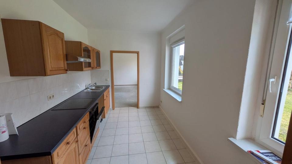 Erdgeschoßwohnung Braunsbedra - 1 Zimmer, 39 m&sup2;, 200&euro; | Angebot:26279624