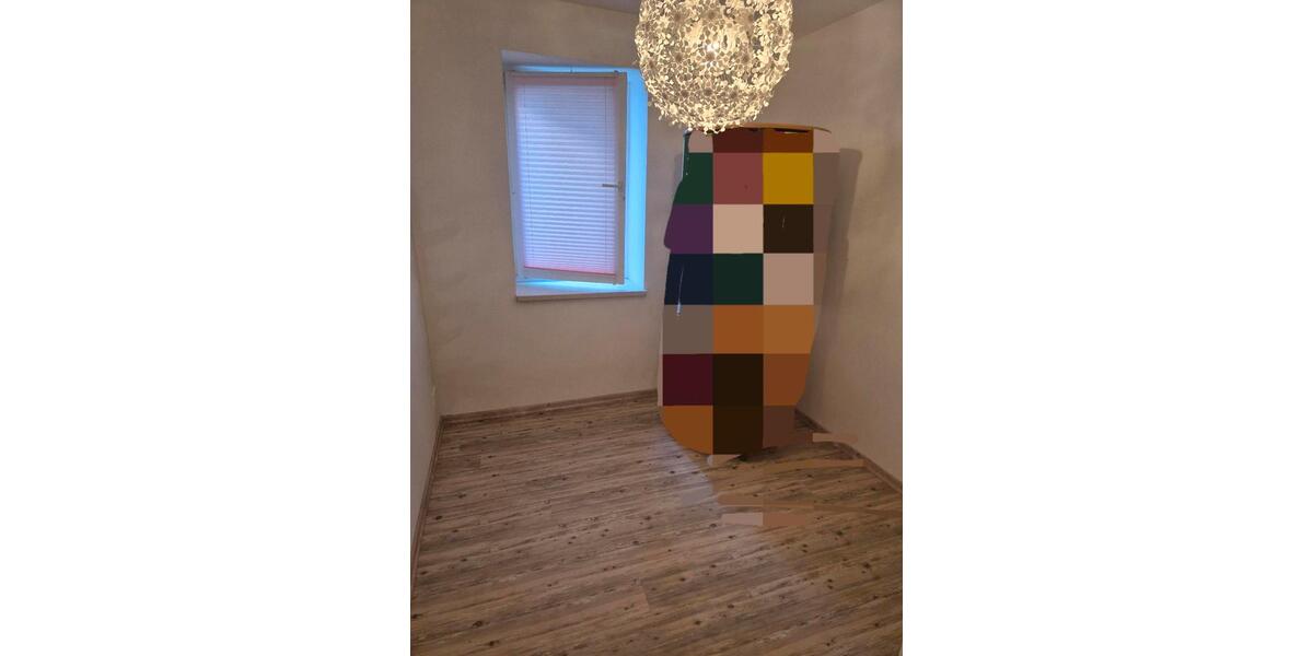 Erdgeschoßwohnung Rochlitz - 1.5 Zimmer, 28 m&sup2;, 250&euro; | Angebot:25719757