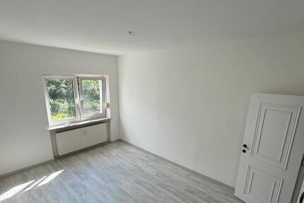 Wohnung Saarbrücken West - 2 Zimmer, 60 m&sup2;, 600&euro; | Angebot:26638704
