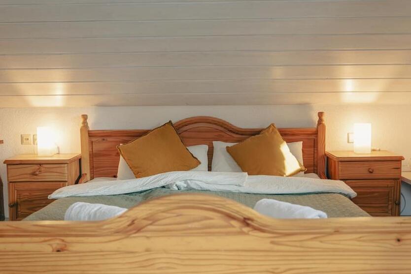 Großzügige Ein-Zimmer-Wohnung mit Einbauküche und Balkon