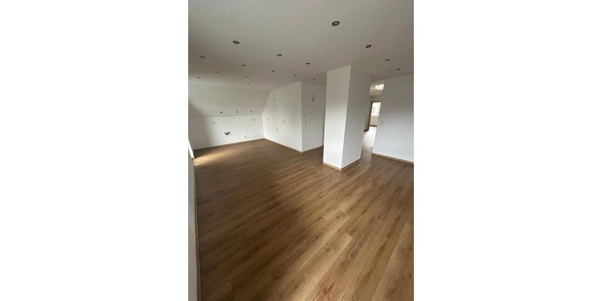 Etagenwohnung Neuenkirchen - 3 Zimmer, 115 m&sup2;, 1.150&euro; | Angebot:25612768