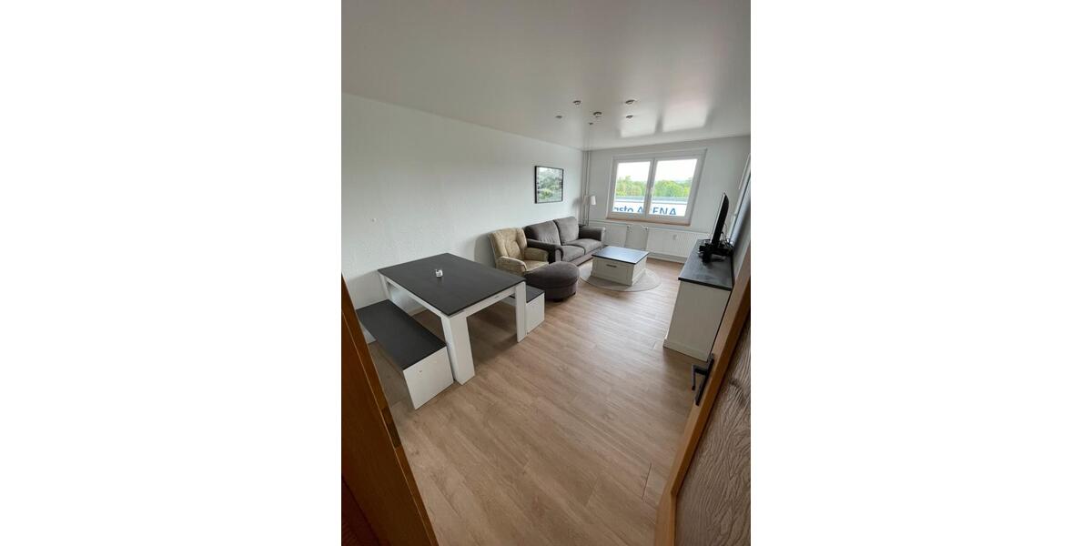 Etagenwohnung Neubrandenburg - 3 Zimmer, 70 m&sup2;, 540&euro; | Angebot:26672012