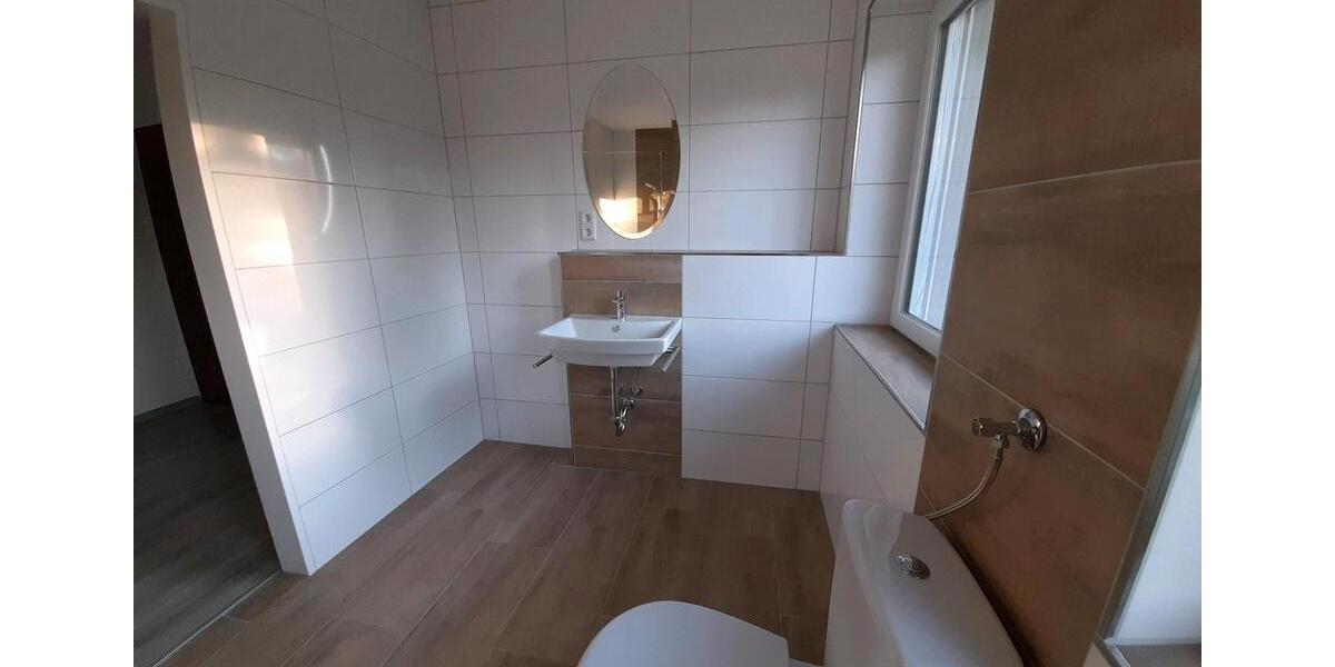 Etagenwohnung Schlangen - 1 Zimmer, 80 m&sup2;, 600&euro; | Angebot:24743600