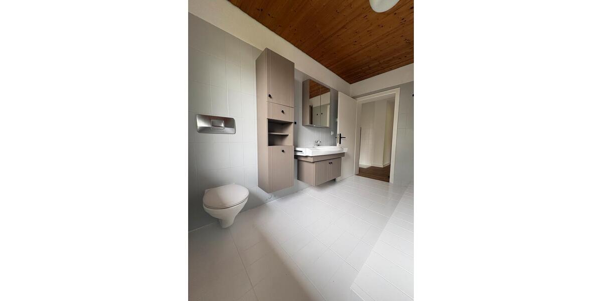 Wohnen auf Zeit Idstein - 5 Zimmer, 280 m&sup2;, 680&euro; | Angebot:26495151