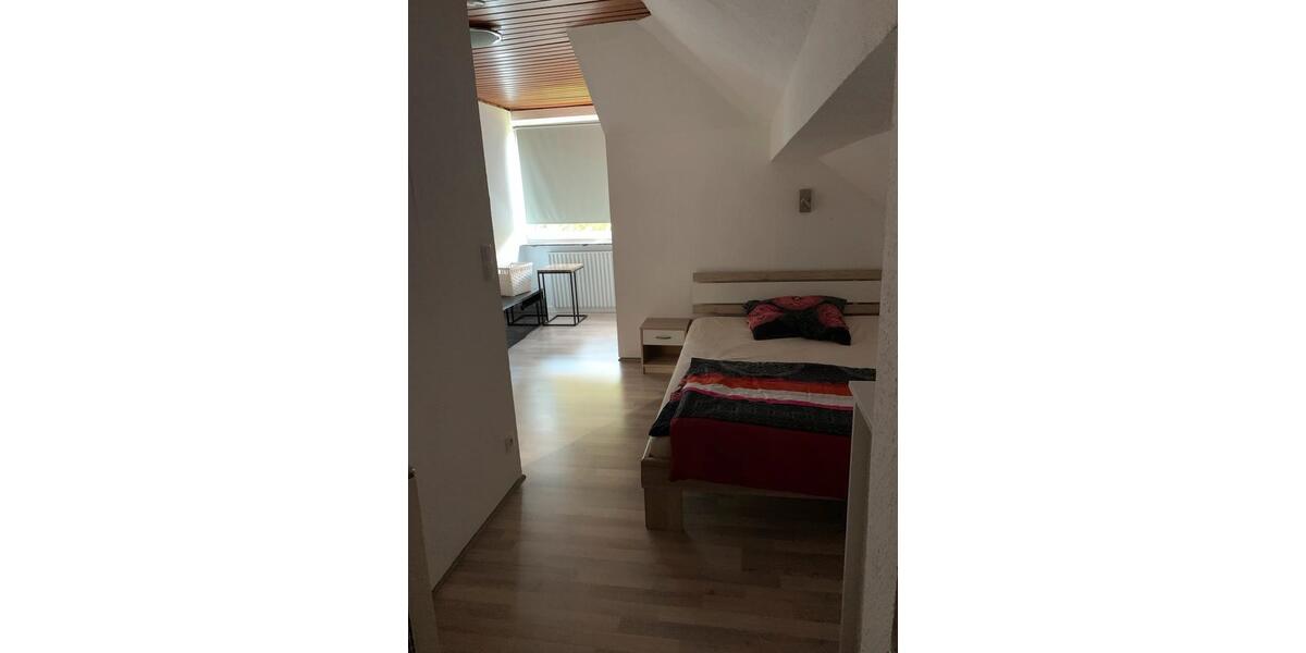 Dachgeschoßwohnung Brohl-Lützing Lützing - 3 Zimmer, 80 m&sup2;, 800&euro; | Angebot:26576169