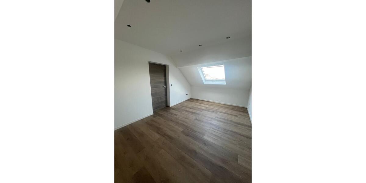 Maisonettenwohnung Heinsberg - 4 Zimmer, 110 m&sup2;, 1.150&euro; | Angebot:26446399