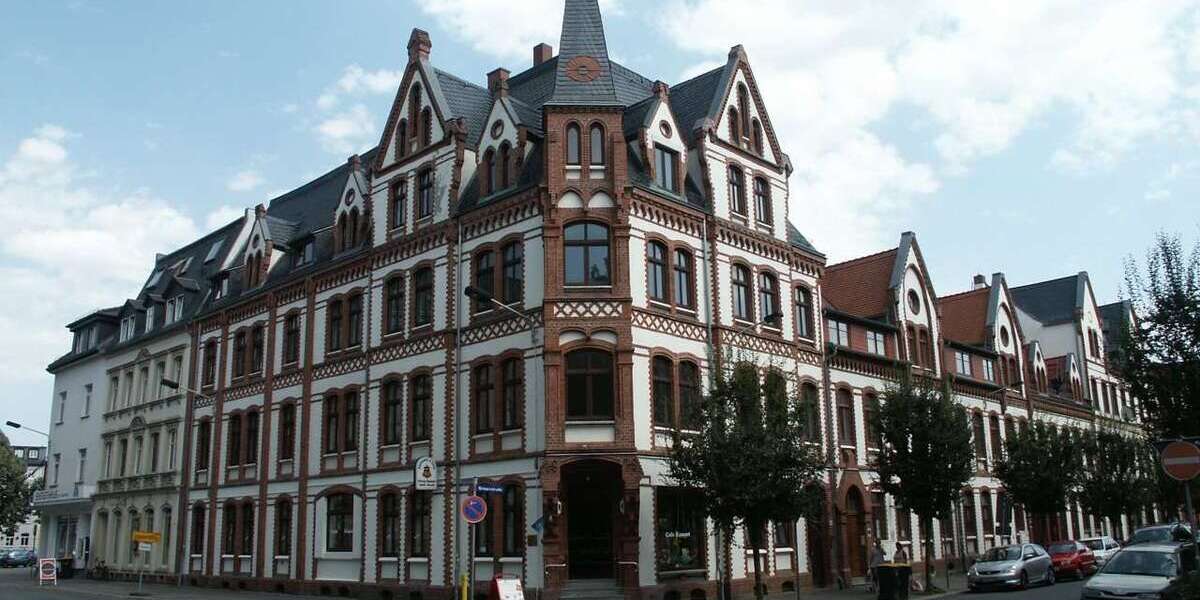 Etagenwohnung Zwickau Mitte-Nord - 4 Zimmer, 130 m&sup2;, 780&euro; | Angebot:27213619
