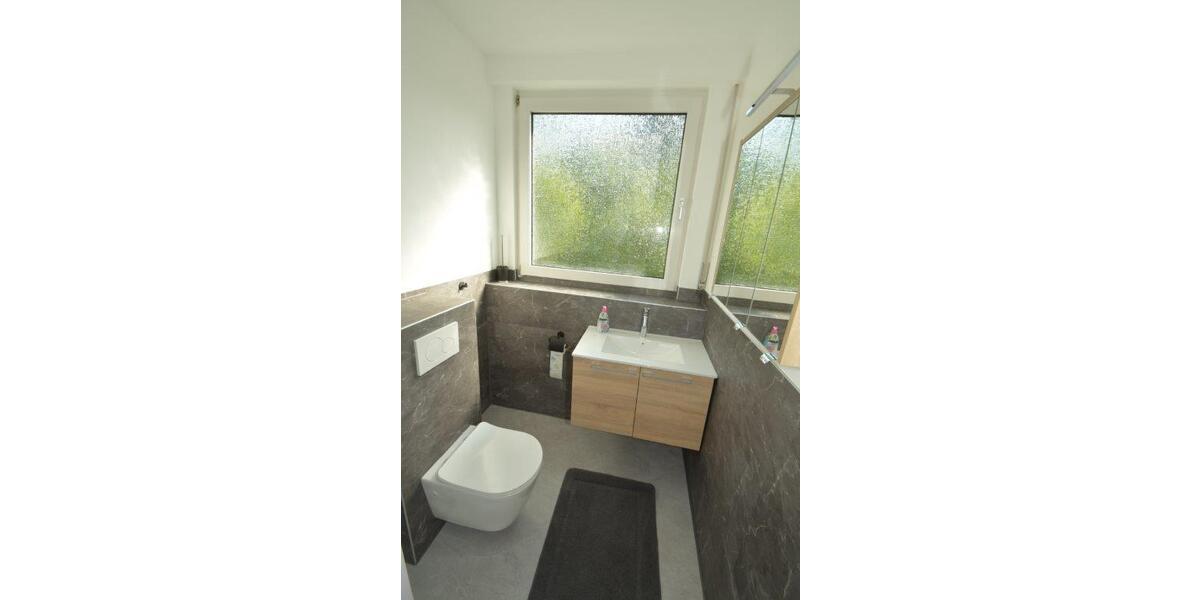 Wohnen auf Zeit Hürth - 1 Zimmer, 16 m&sup2;, 690&euro; | Angebot:26699124