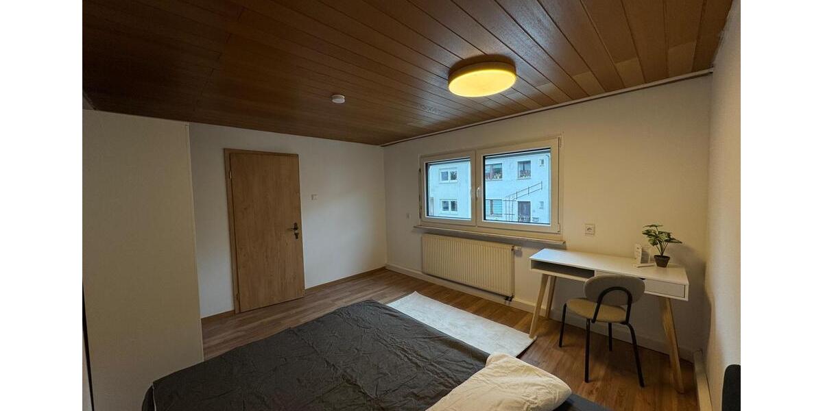 Wohnen auf Zeit Erlangen Am Anger - 6 Zimmer, 15 m&sup2;, 450&euro; | Angebot:26376602