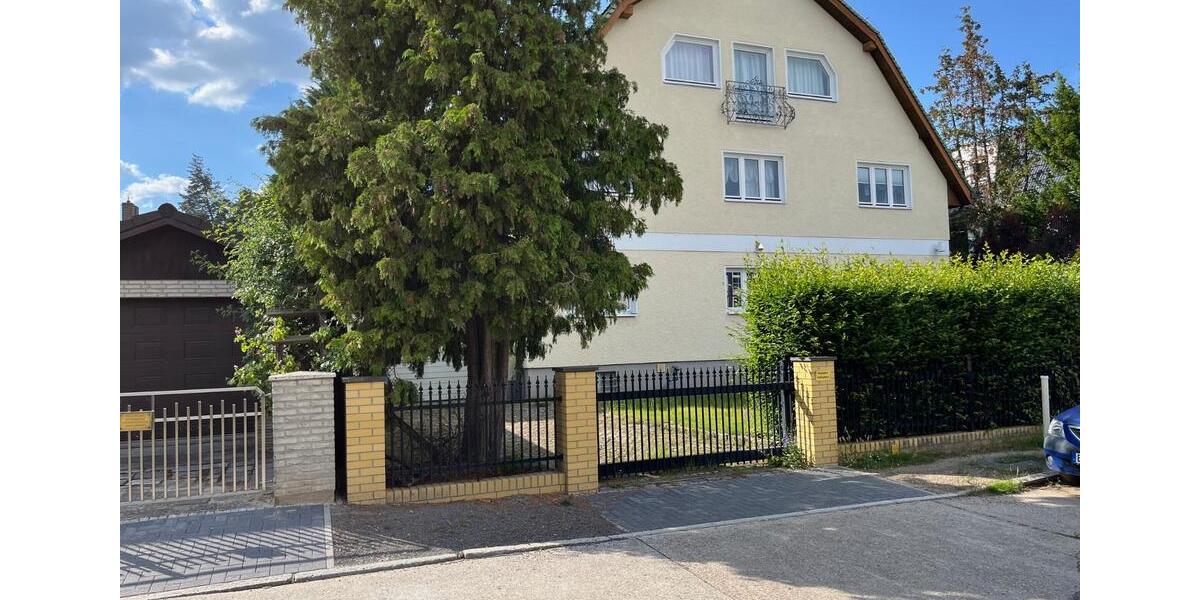 Erdgeschoßwohnung Berlin Neukölln - 5 Zimmer, 137 m&sup2;, 2.700&euro; | Angebot:24351703