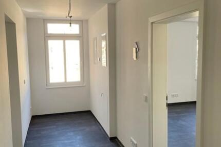 Wohnung Pößneck - 3 Zimmer, 165 m&sup2;, 1.000&euro; | Angebot:24846772