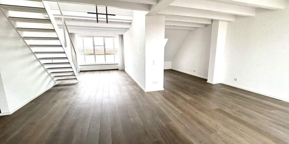 Etagenwohnung Kaiserslautern Innenstadt - 2 Zimmer, 125 m&sup2;, 1.200&euro; | Angebot:23960305