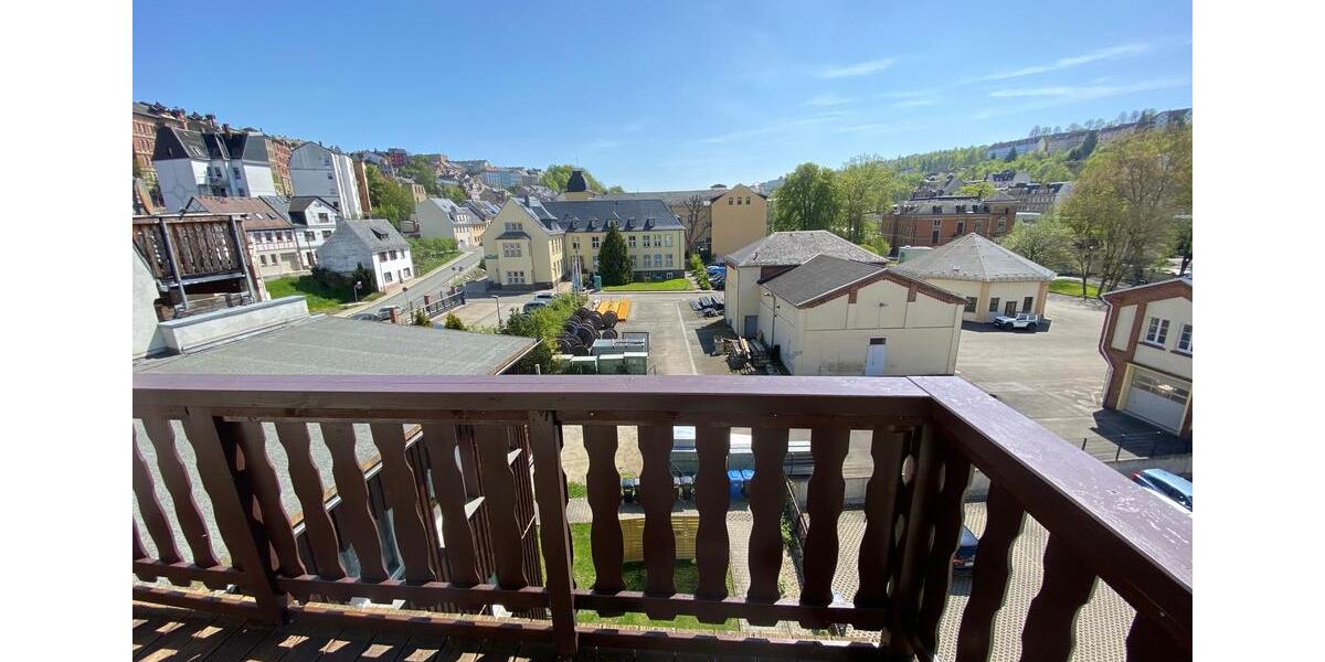 Dachgeschoßwohnung Greiz - 3 Zimmer, 107 m&sup2;, 535&euro; | Angebot:20445192