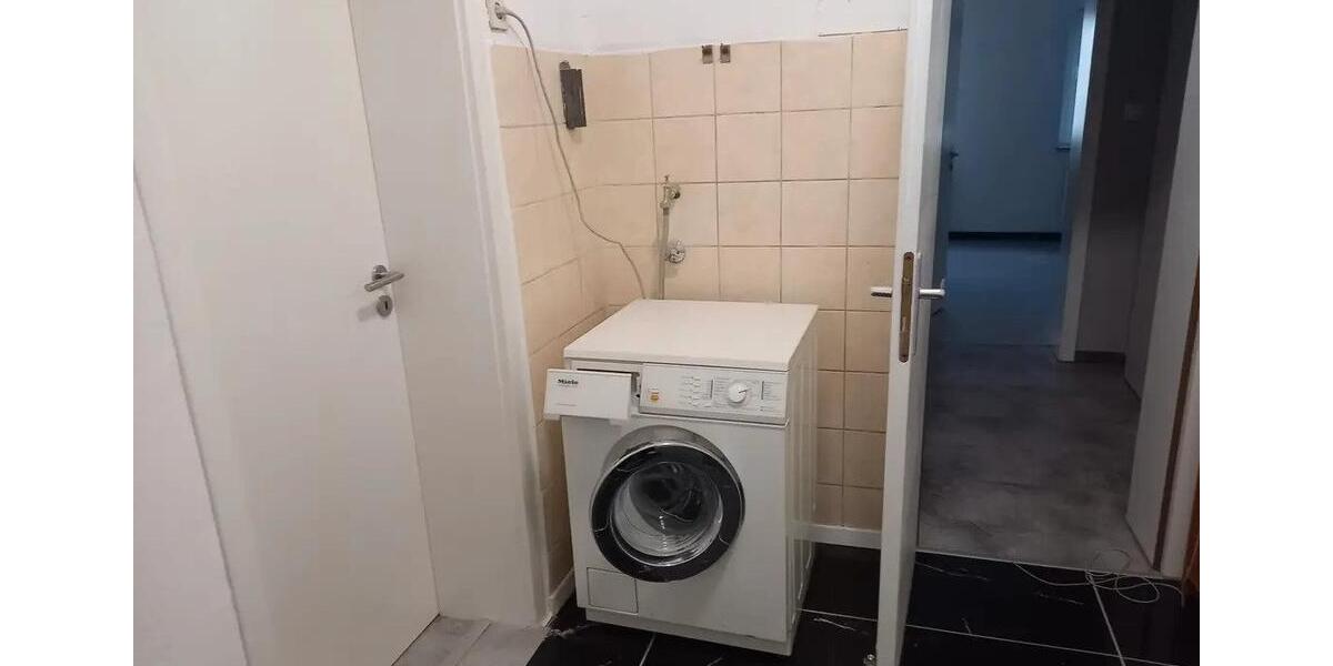 Etagenwohnung Köln Kalk - 10 Zimmer, 78 m&sup2;, 600&euro; | Angebot:26614555