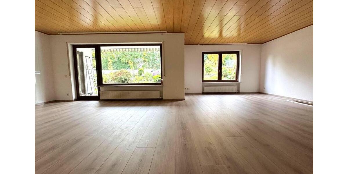 Erdgeschoßwohnung Bad Schwalbach - 4 Zimmer, 133 m&sup2;, 1.300&euro; | Angebot:26636099