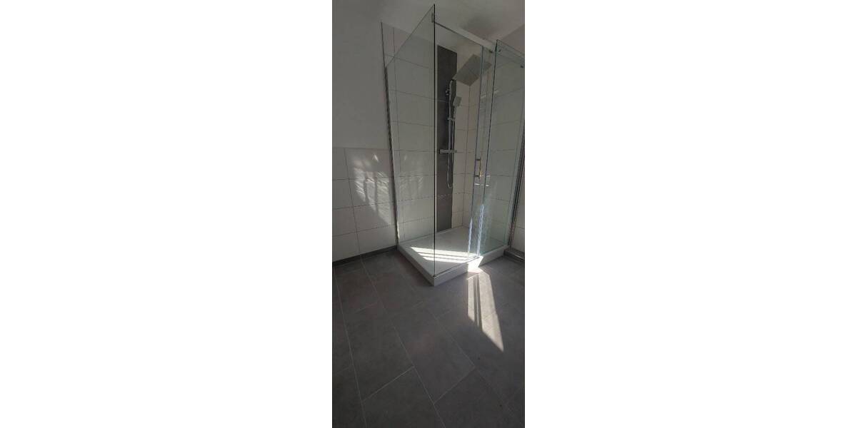 Etagenwohnung Borna - 3 Zimmer, 70 m&sup2;, 595&euro; | Angebot:26841009