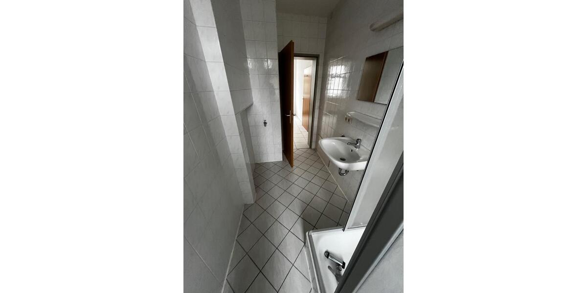 Erdgeschoßwohnung Freiberg - 2 Zimmer, 30 m&sup2;, 165&euro; | Angebot:25887086