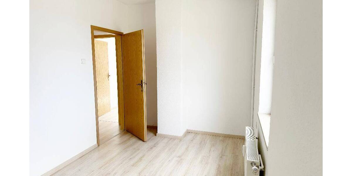 Etagenwohnung Nünchritz Merschwitz - 3 Zimmer, 62 m&sup2;, 320&euro; | Angebot:25998316