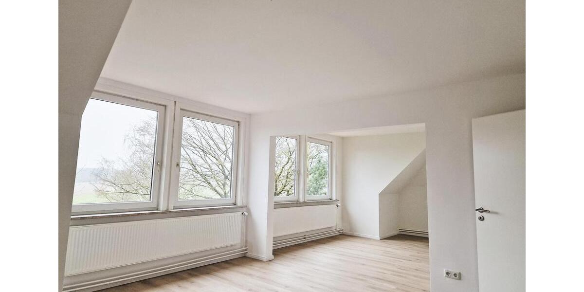 Himbergen - Sehr schöne 4 Zimmer DG Wohnung ab sofort zu vermieten 4 zimmer