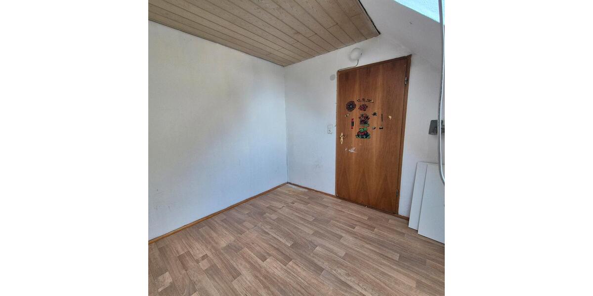 Einfamilienhaus Bockenem - 9 Zimmer, 230 m&sup2;, 800&euro; | Angebot:25056784