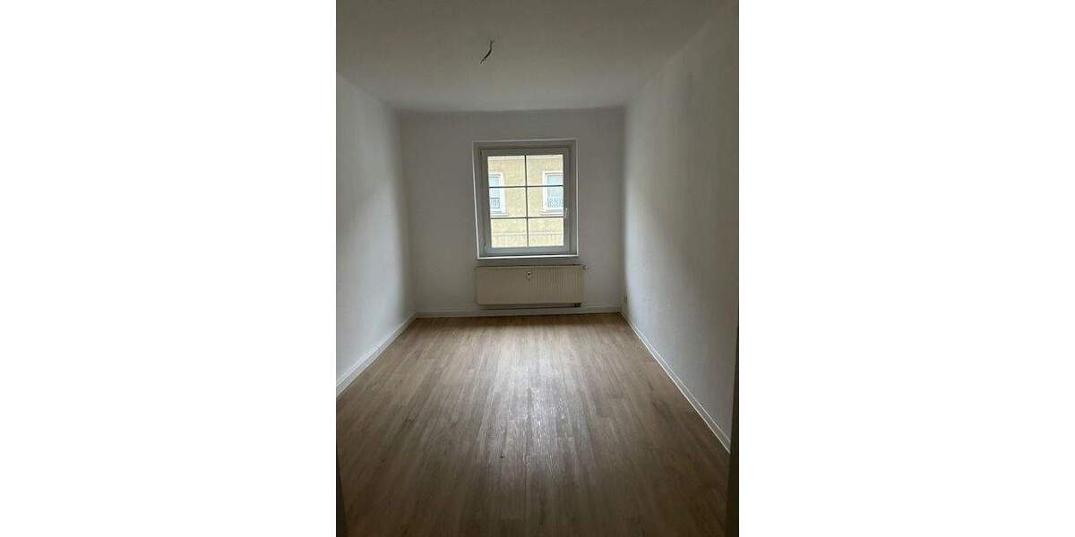 Etagenwohnung Strehla - 5 Zimmer, 93 m&sup2;, 610&euro; | Angebot:25688436