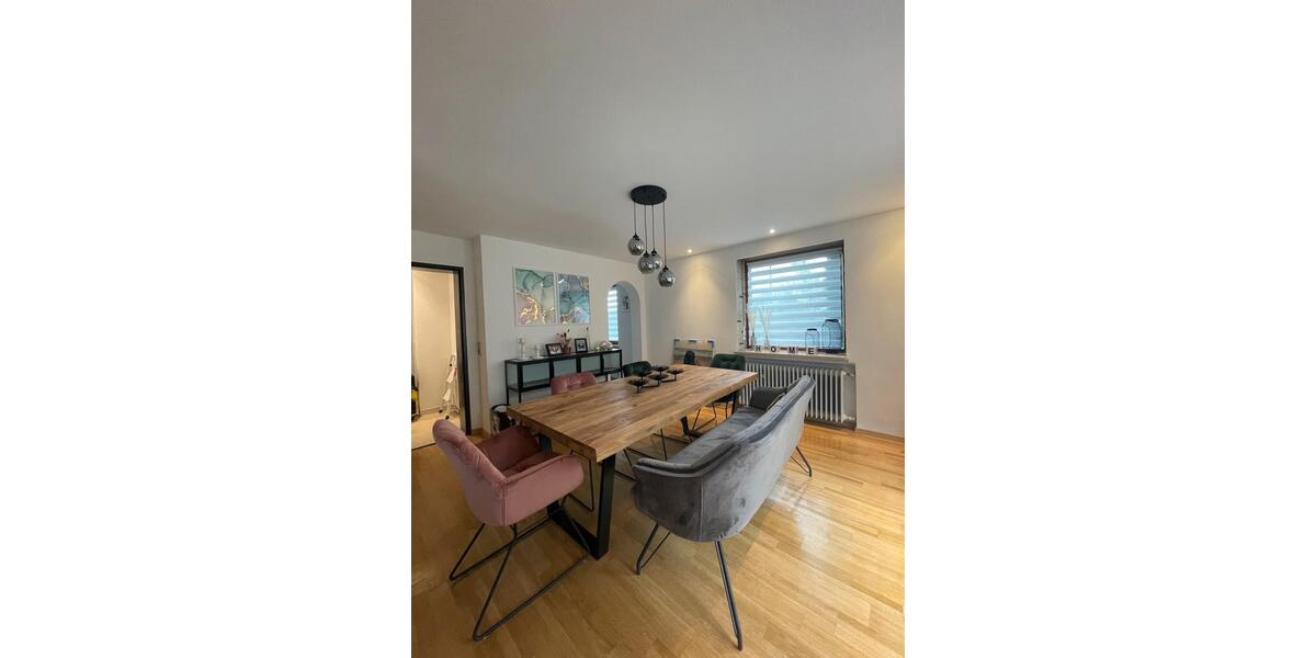 Einfamilienhaus Hohenwart - 4 Zimmer, 130 m&sup2;, 1.560&euro; | Angebot:26546687