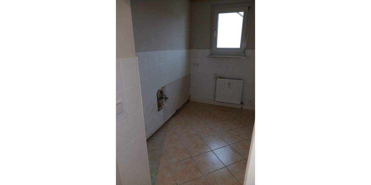 Etagenwohnung Groitzsch Großprießligk - 3 Zimmer, 56 m&sup2;, 454&euro; | Angebot:25674247