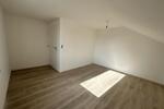 Dachgeschoßwohnung Apolda - 3 Zimmer, 78 m&sup2;, 695&euro; | Angebot:26476622