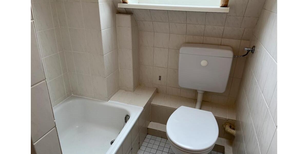 Dachgeschoßwohnung Kiel Neumühlen-Dietrichsdorf - 2.5 Zimmer, 51 m&sup2;, 539&euro; | Angebot:25979447