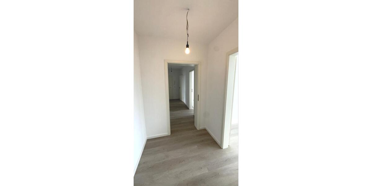 Etagenwohnung Wuppertal - 2 Zimmer, 71 m&sup2;, 570&euro; | Angebot:26674868